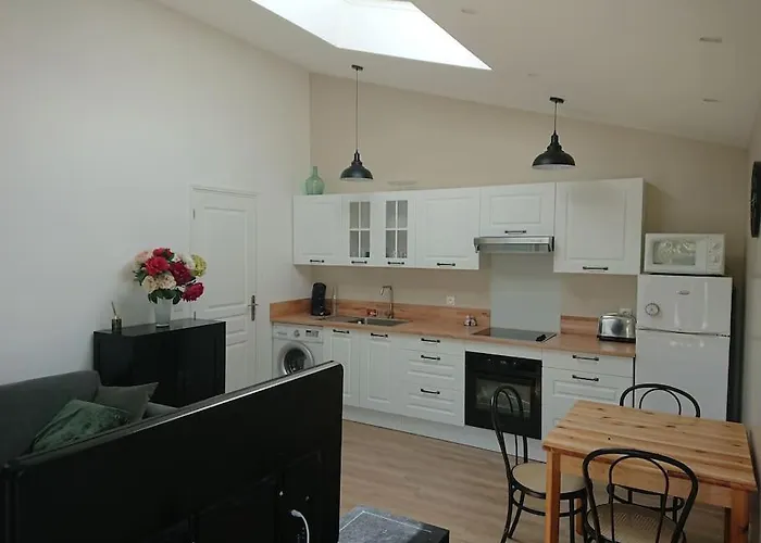 Maison Au Pied Des Pyrenees